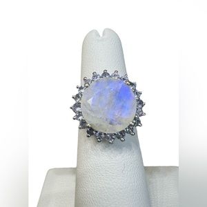 Vintage large moonstone 925 ring! 💜
